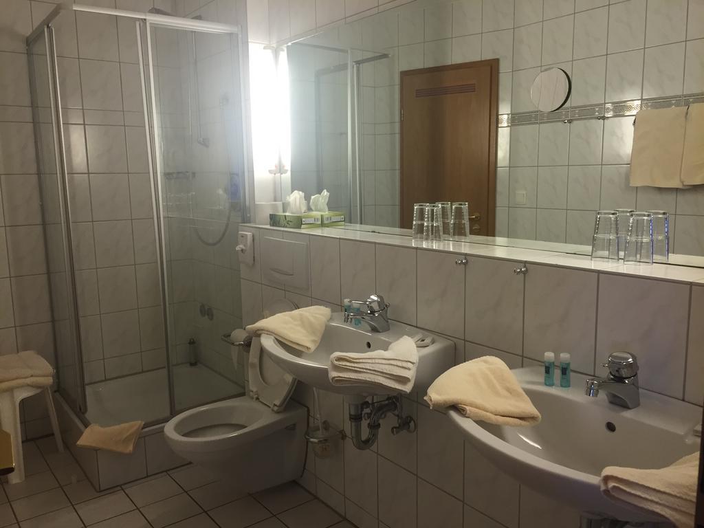 Hotel Zur Buche Bockhorn  المظهر الخارجي الصورة